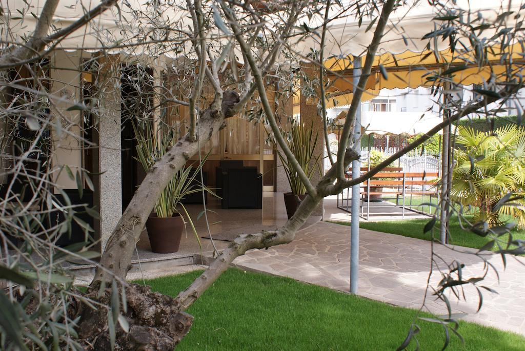 Hotel Jesolo Sand Luaran gambar
